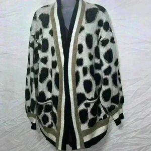 Miracle USA brand‎ Leopard Print Cardigan Sz M/L